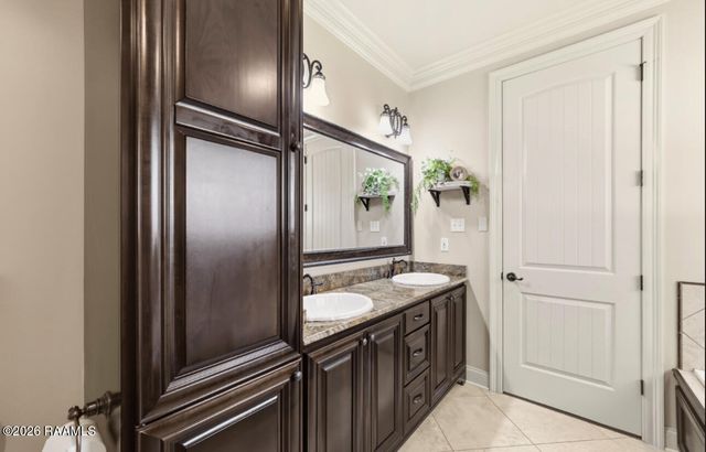 307 La Villa Circle, Youngsville, LA 70592