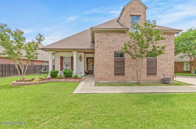 307 La Villa Circle, Youngsville, LA 70592