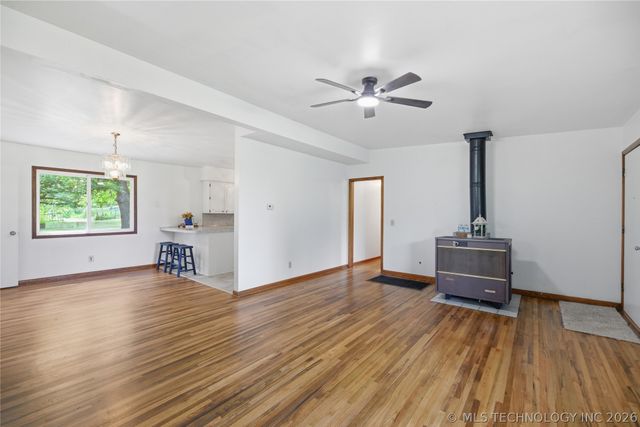 5641 S 369th West Avenue, Mannford, OK 74044