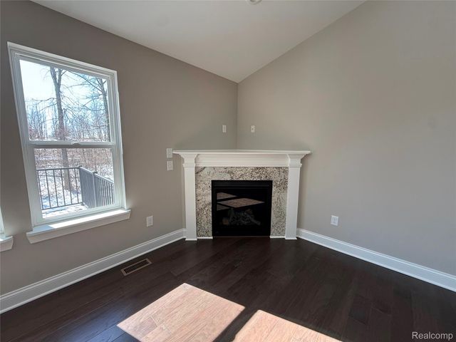 283 Canyon Creek Court 30, Marion Township, MI 48843