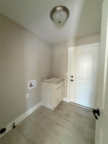 283 Canyon Creek Court 30, Marion Township, MI 48843