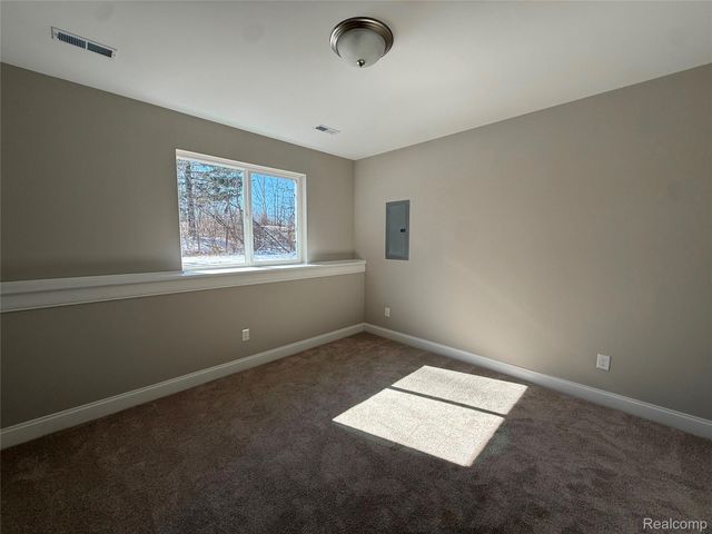 283 Canyon Creek Court 30, Marion Township, MI 48843