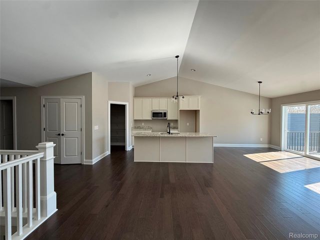 283 Canyon Creek Court 30, Marion Township, MI 48843