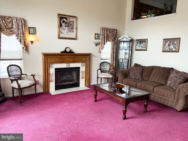 336 COPPERFIELD DR, Williamstown, NJ 08094