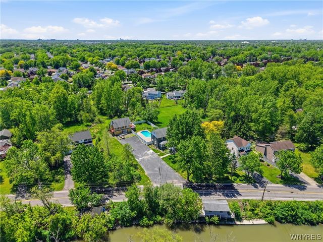 327-329 South Ellicott Creek Road, Amherst, NY 14228