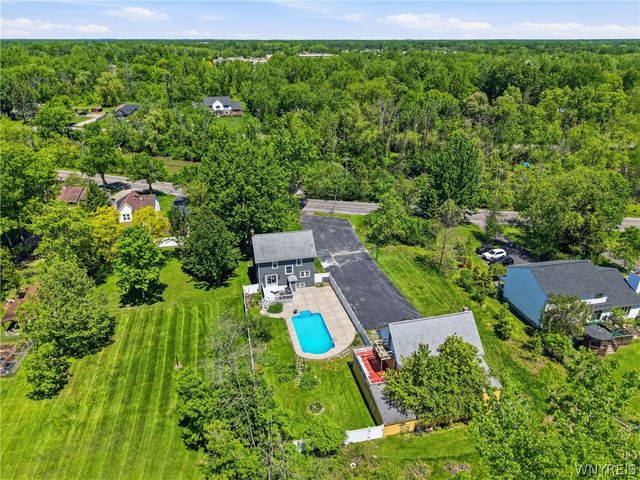327-329 South Ellicott Creek Road, Amherst, NY 14228