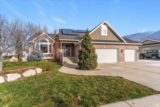 438 W 1050 N, Centerville, UT 84014