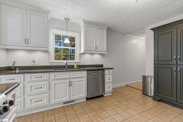 106 Leeward Terrace, Greer, SC 29650