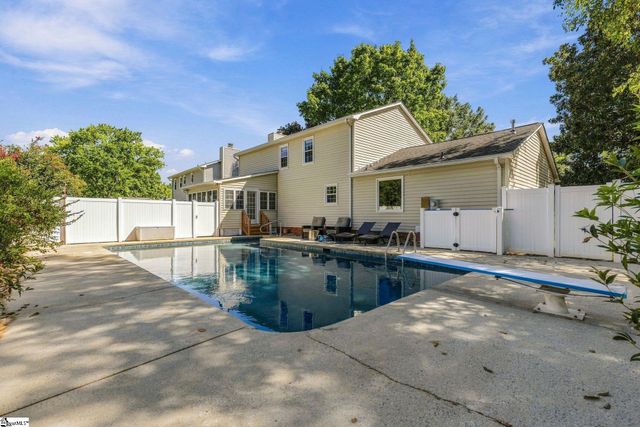 106 Leeward Terrace, Greer, SC 29650