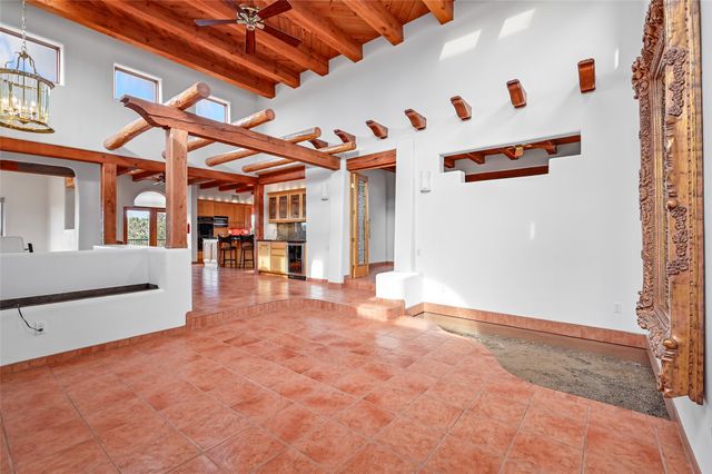 1079 Encantado Drive NE, Santa Fe, NM 87501