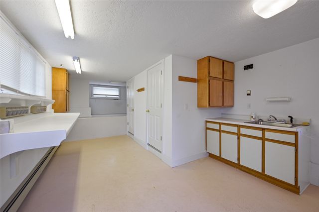 1079 Encantado Drive NE, Santa Fe, NM 87501