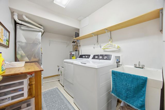 3250 40 Avenue S F, Fargo, ND 58104