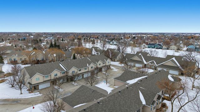 3250 40 Avenue S F, Fargo, ND 58104