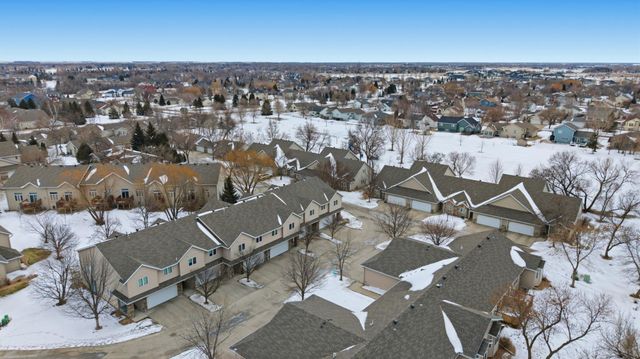 3250 40 Avenue S F, Fargo, ND 58104