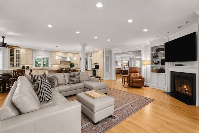 1275 Central Avenue, Needham, MA 02492