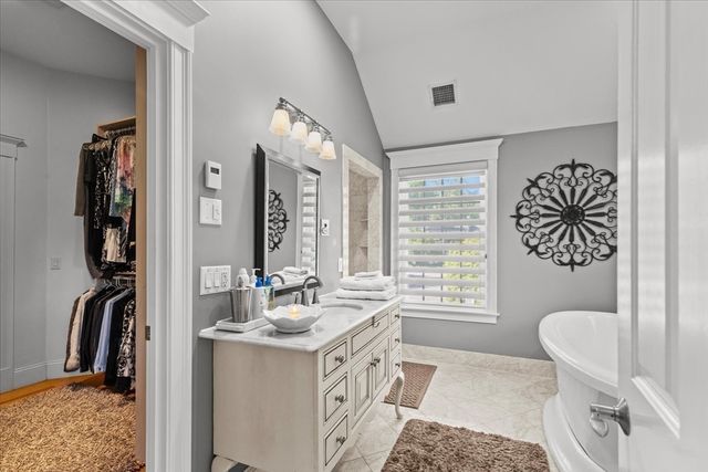 1275 Central Avenue, Needham, MA 02492
