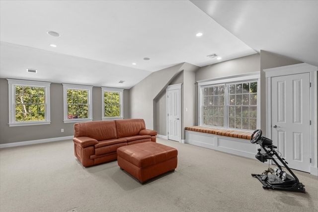 1275 Central Avenue, Needham, MA 02492