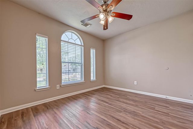 911 Bent Sail, League City, TX 77573