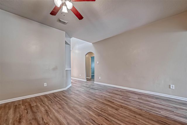 911 Bent Sail, League City, TX 77573