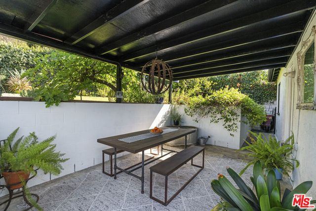 4566 Toland Way, Los Angeles, CA 90041