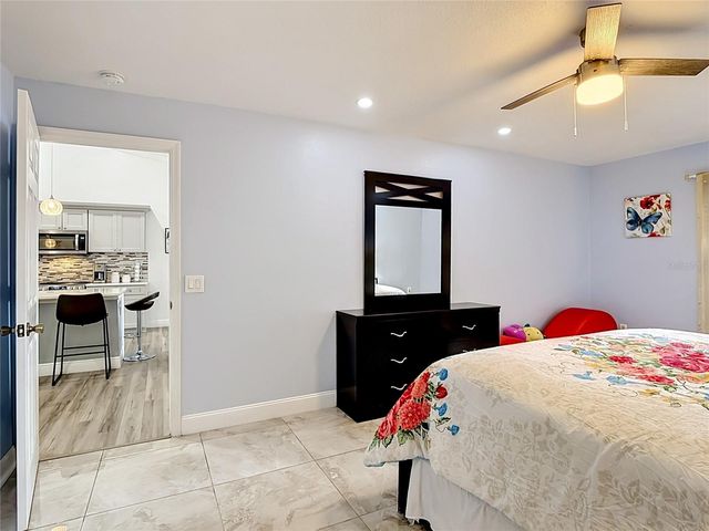 915 BONNEVILLE LANE, Kissimmee, FL 34759
