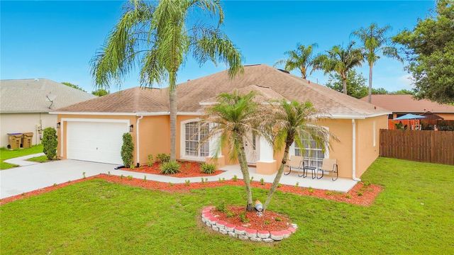 915 BONNEVILLE LANE, Kissimmee, FL 34759