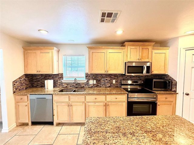 2135 N Lottie Avenue, Oklahoma City, OK 73111