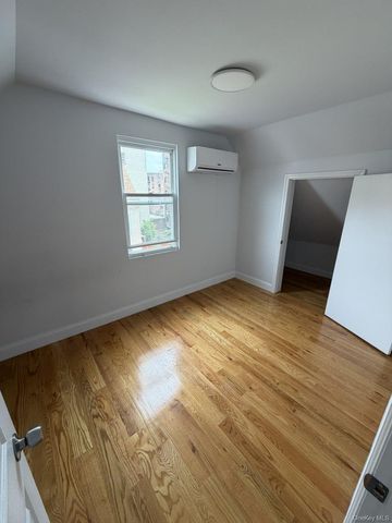 2760 Bainbridge Avenue 2nd Floor, Bronx, NY 10458