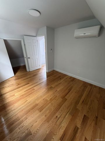 2760 Bainbridge Avenue 2nd Floor, Bronx, NY 10458