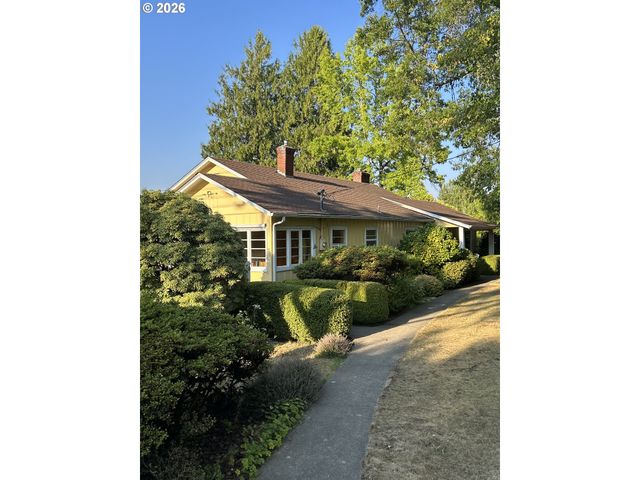 3353 Sw DOLPH Ct, Portland, OR 97219