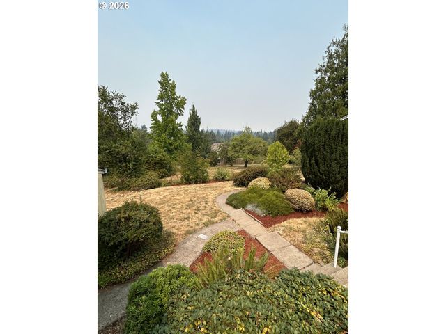 3353 Sw DOLPH Ct, Portland, OR 97219