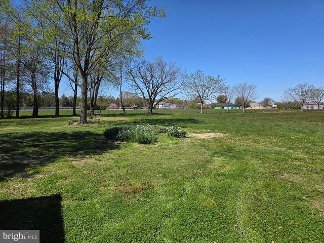 2452 PEACHTREE RUN RD, Dover, DE 19901