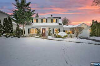 22 Woodlot Road, Wayne, NJ 07470