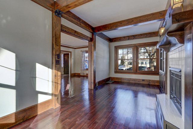 821 W PROSPECT AVENUE, Appleton, WI 54915