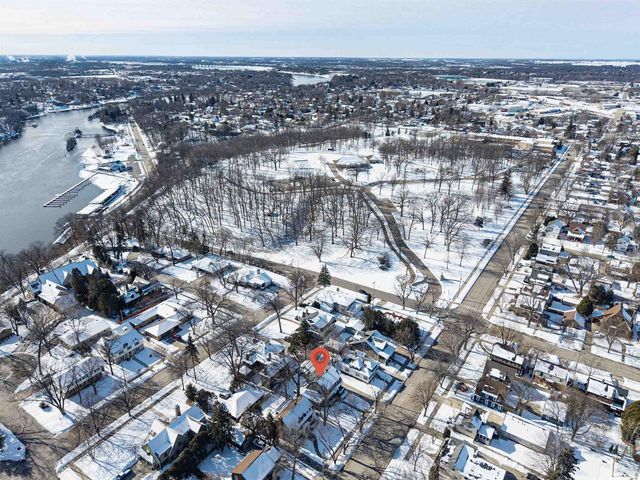 821 W PROSPECT AVENUE, Appleton, WI 54915