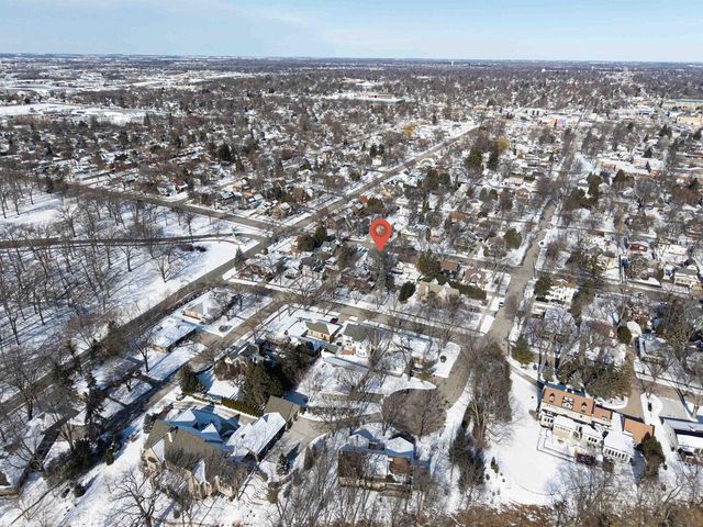 821 W PROSPECT AVENUE, Appleton, WI 54915