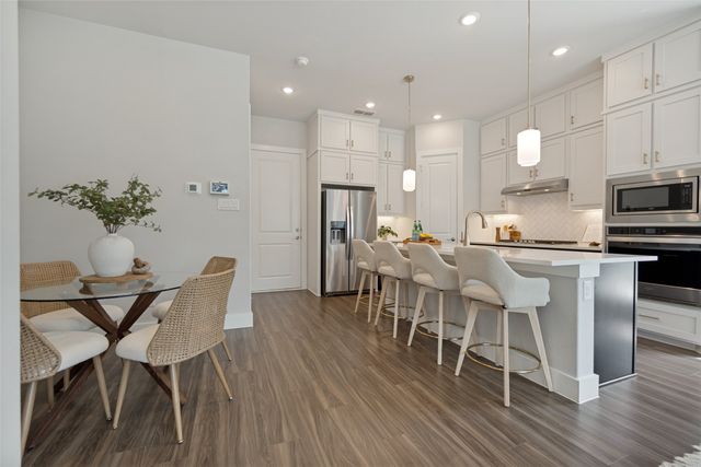 8218 Manoa Drive, Dallas, TX 75231