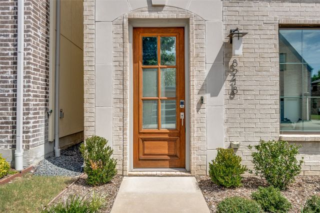 8218 Manoa Drive, Dallas, TX 75231