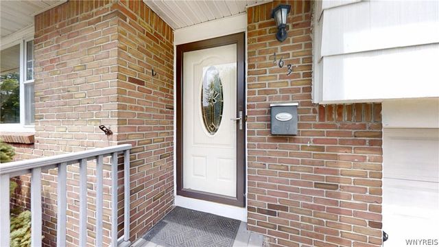 163 Park Forest Drive, Amherst, NY 14221