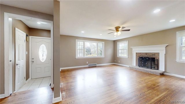 163 Park Forest Drive, Amherst, NY 14221