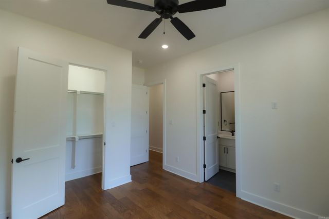 3053 Avilla Manor Trail, Alexander, AR 72002