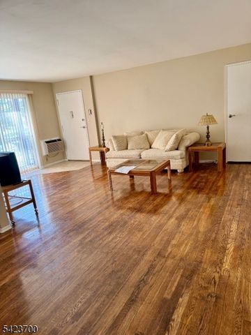 515 Andria Ave 177, Hillsborough Twp., NJ 08844