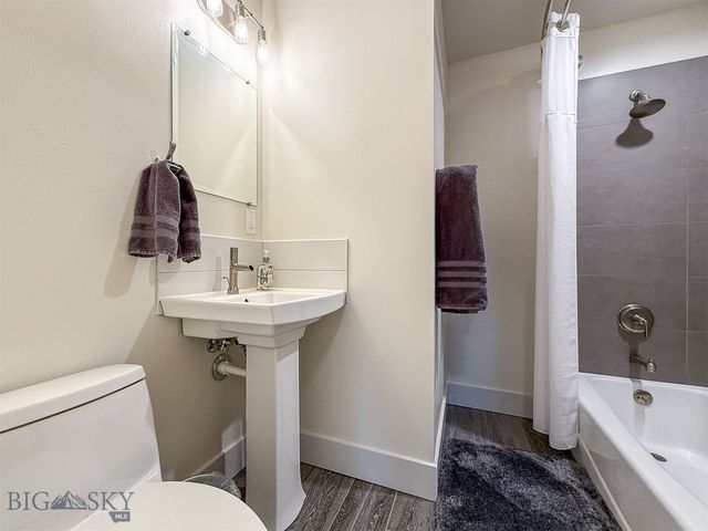 5 Rocky Reef Road, Great Falls, MT 59443