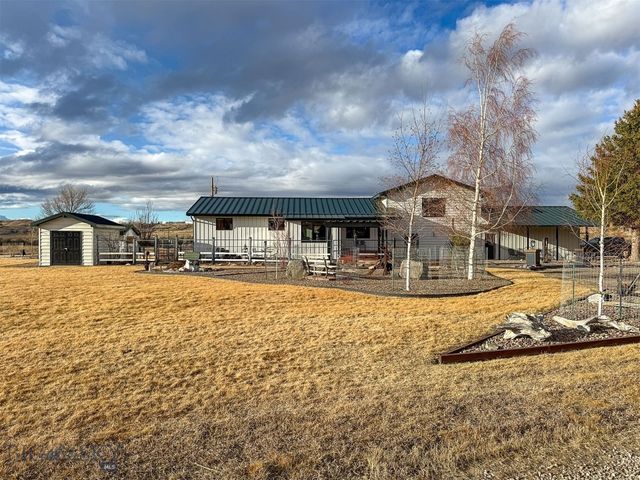 5 Rocky Reef Road, Great Falls, MT 59443