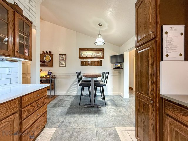 5 Rocky Reef Road, Great Falls, MT 59443