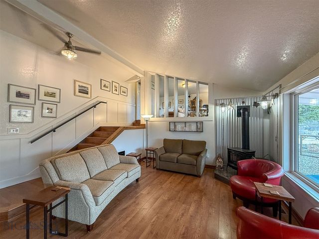 5 Rocky Reef Road, Great Falls, MT 59443