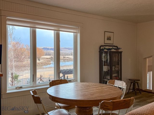 5 Rocky Reef Road, Great Falls, MT 59443