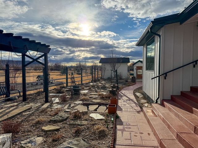 5 Rocky Reef Road, Great Falls, MT 59443