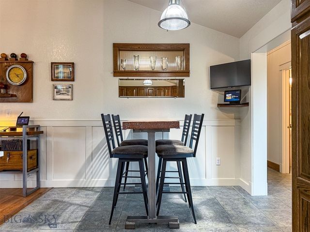 5 Rocky Reef Road, Great Falls, MT 59443