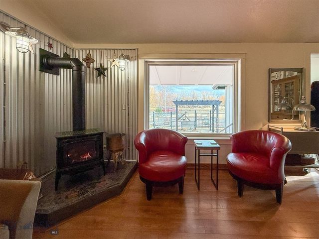 5 Rocky Reef Road, Great Falls, MT 59443